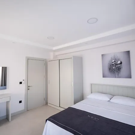 Ayayorgi 1-1 Apartment